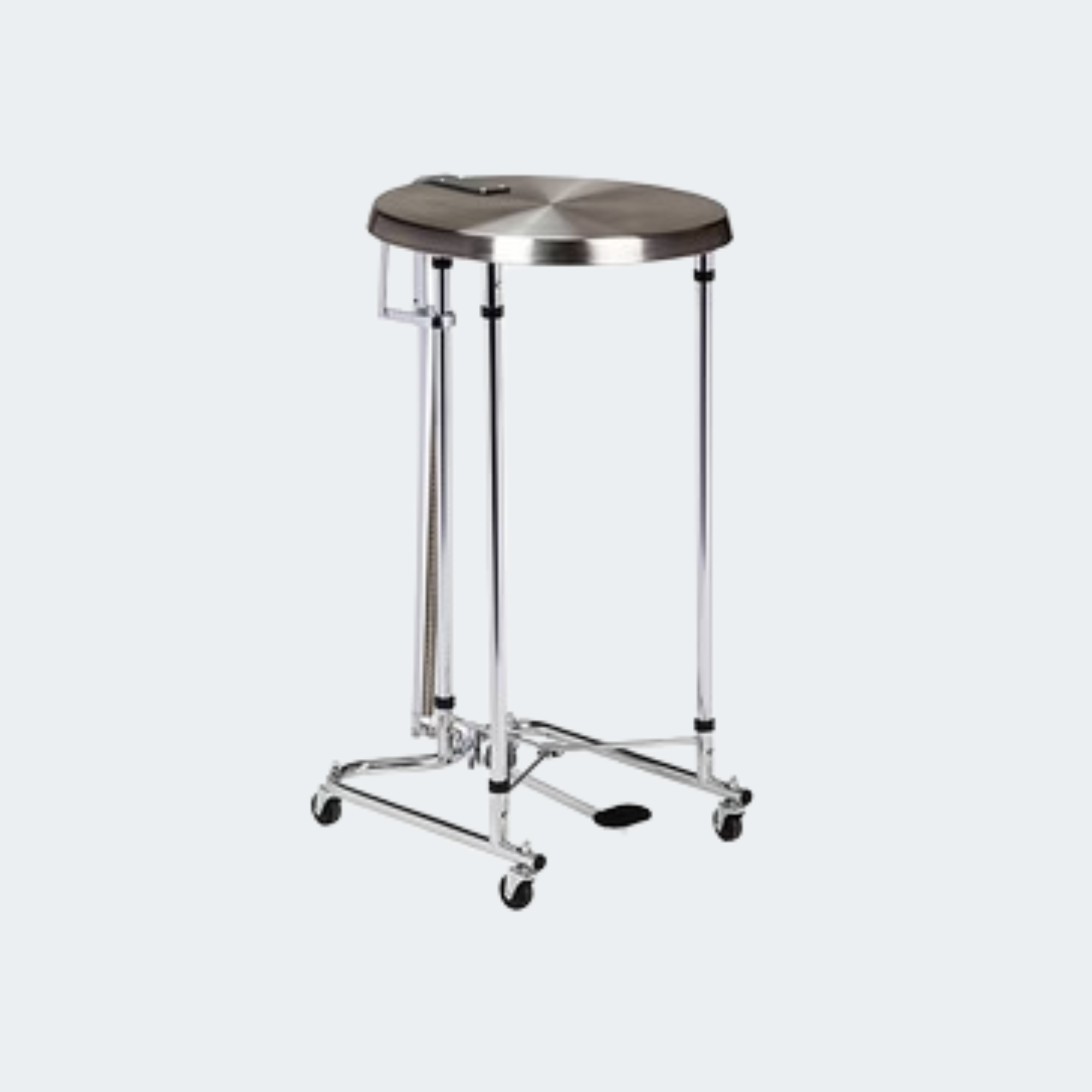 18 in. Round Tilt-Lid Hamper
