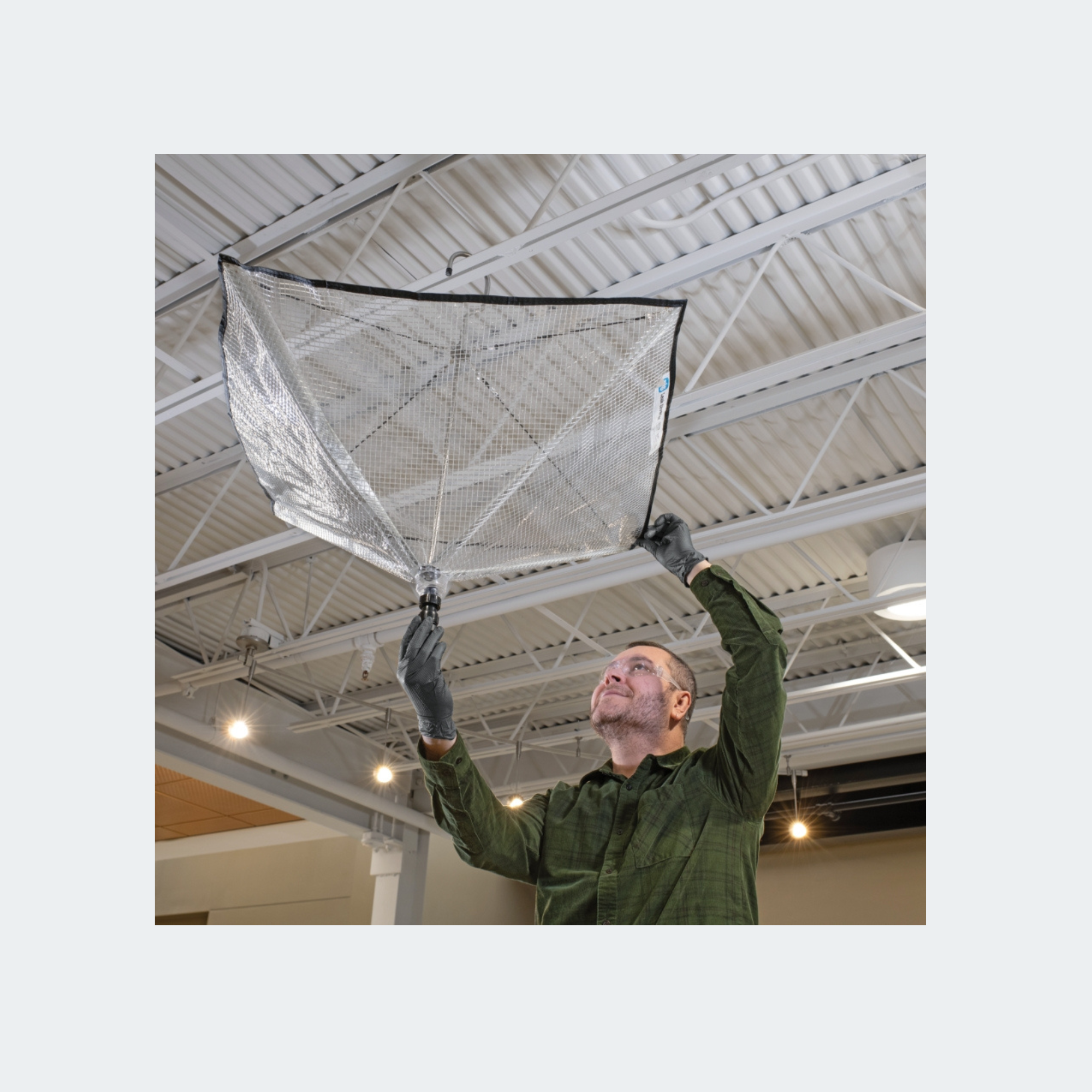 PIG® Umbrella-Style Roof Leak Diverter Tarp Kit