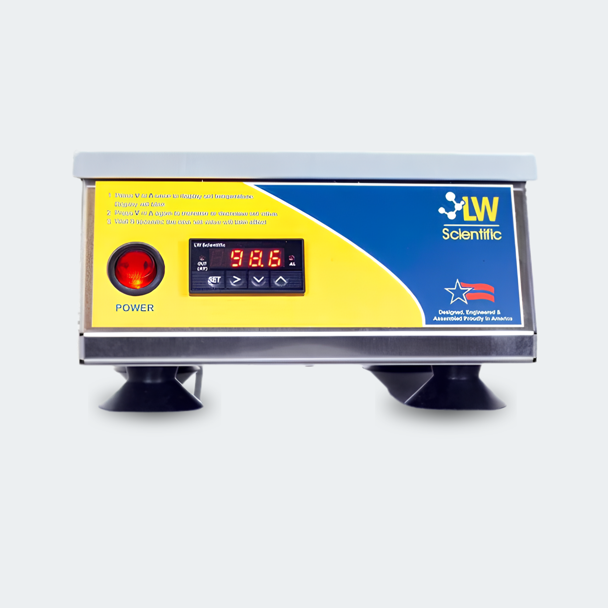 A 3L Scientific UV-Vis spectrophotometer with a yellow and blue front panel, digital display, and power button, set against a light gray background.