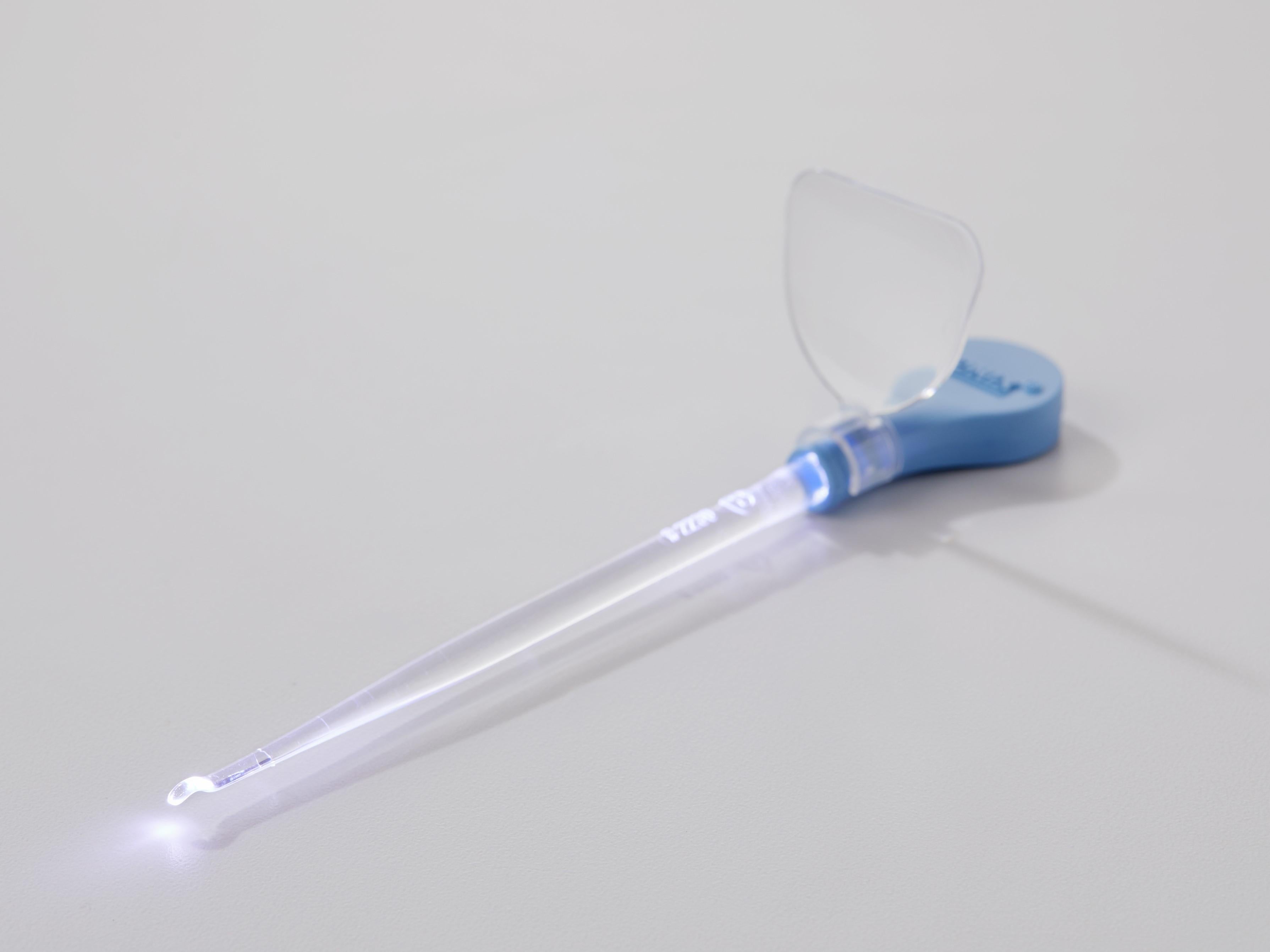 Bionix Lighted WaveCurette™ Clinic Pack (200 per box + 4 Light Sources + 4 Magnification lenses)